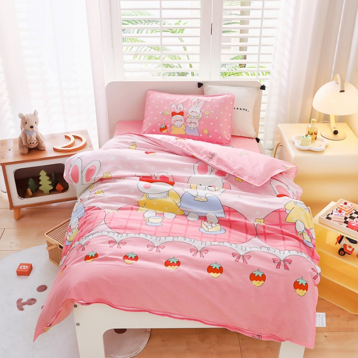 91家纺网 家纺一手货源 找家纺 乐秀 2023新款40S全棉13372幼儿园三件套六件套 快乐一家