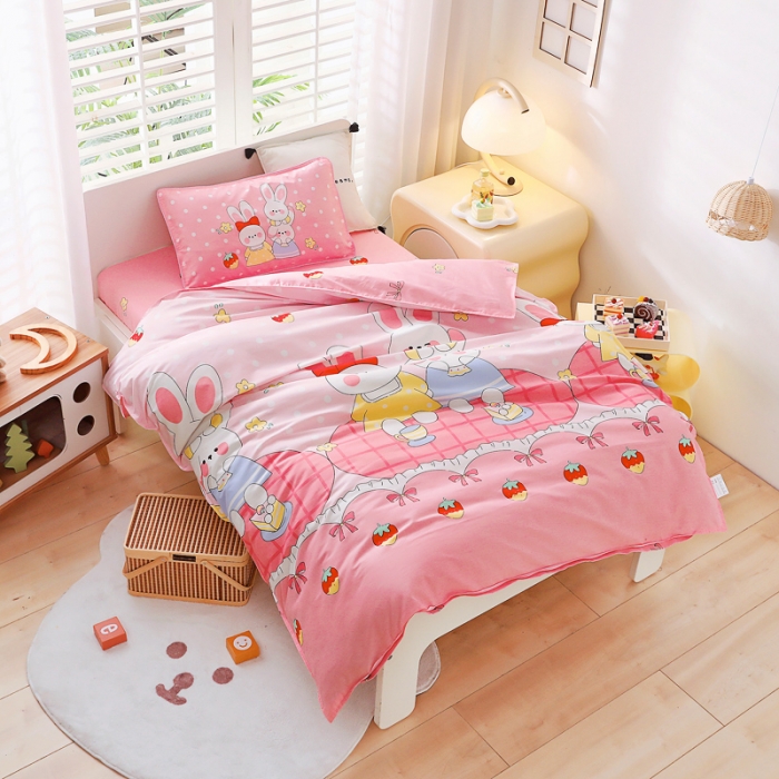 91家纺网 家纺一手货源 找家纺 乐秀 2023新款40S全棉13372幼儿园三件套六件套 快乐一家