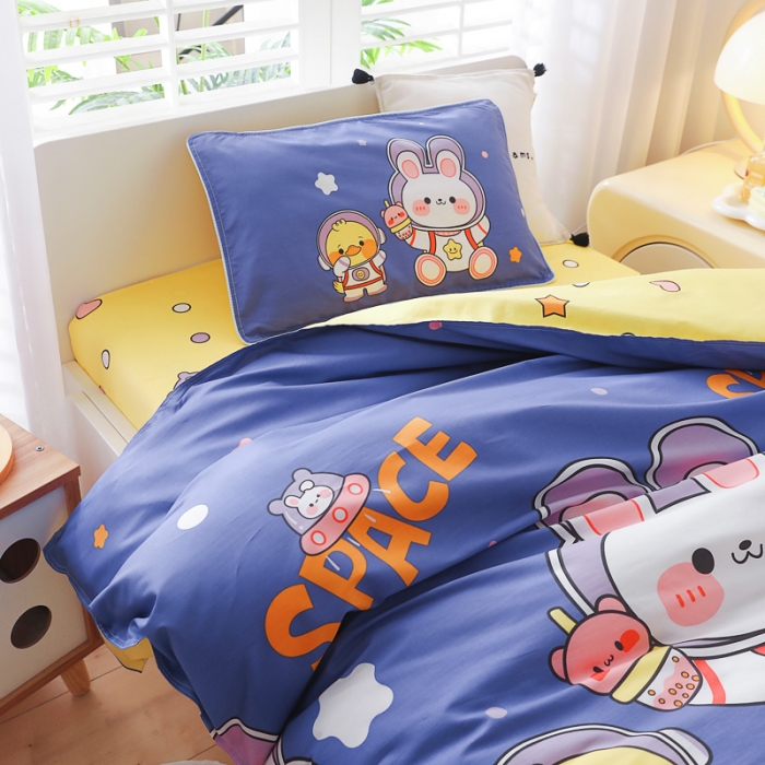 91家纺网 家纺一手货源 找家纺 乐秀 2023新款40S全棉13372幼儿园三件套六件套 太空小兔