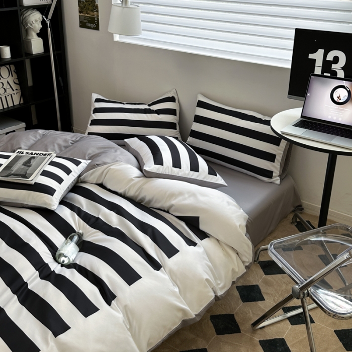 91家纺网 家纺一手货源 找家纺 摩卡 2024春夏新品进口水洗真丝现代简约系列四件套 周末-白