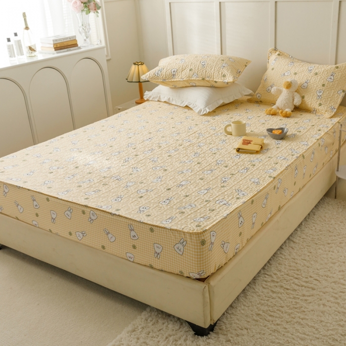 91家纺网 家纺一手货源 找家纺 忘忧草 2023新款全棉夹棉床笠纯棉印花小清新花卉系列 可爱兔兔