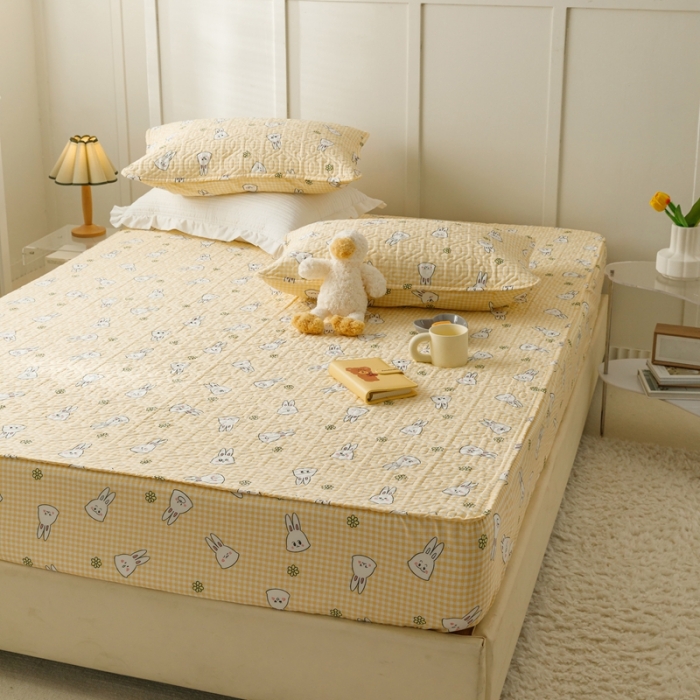 91家纺网 家纺一手货源 找家纺 忘忧草 2023新款全棉夹棉床笠纯棉印花小清新花卉系列 可爱兔兔