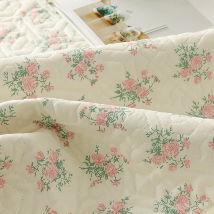 91家纺网 家纺一手货源 找家纺 忘忧草 2023新款全棉夹棉床笠纯棉印花小清新花卉系列 少女心