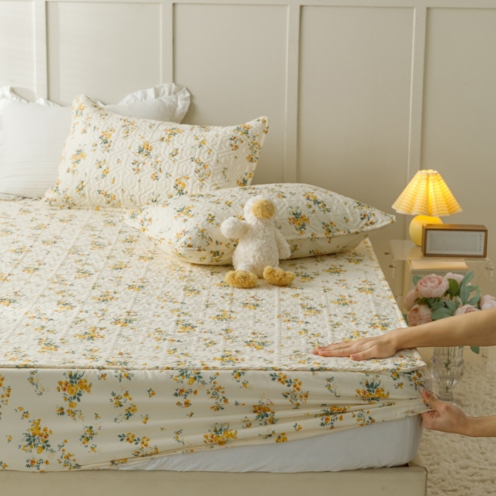 91家纺网 家纺一手货源 找家纺 忘忧草 2023新款全棉夹棉床笠纯棉印花小清新花卉系列 温迪