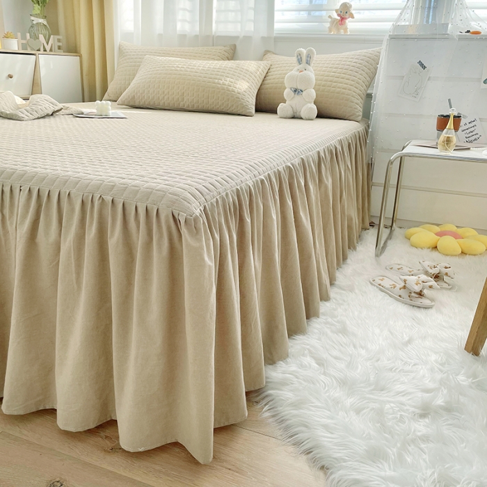 91家纺网 家纺一手货源 找家纺 忘忧草 2023新款全棉色织水洗棉床裙纯棉夹棉加厚纯色无印 格韵-卡其