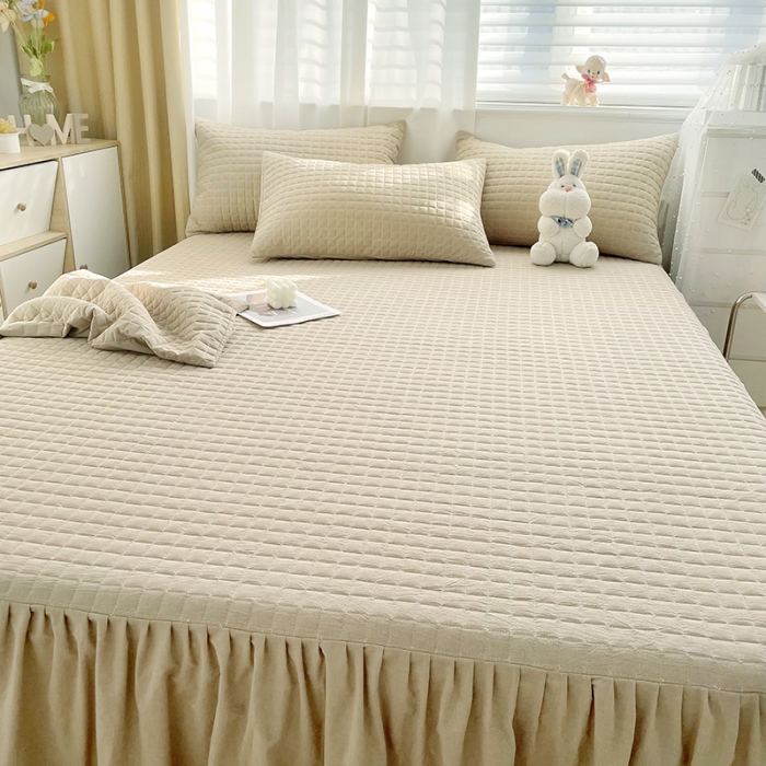 91家纺网 家纺一手货源 找家纺 忘忧草 2023新款全棉色织水洗棉床裙纯棉夹棉加厚纯色无印 格韵-卡其