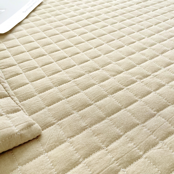 91家纺网 家纺一手货源 找家纺 忘忧草 2023新款全棉色织水洗棉床裙纯棉夹棉加厚纯色无印 格韵-卡其