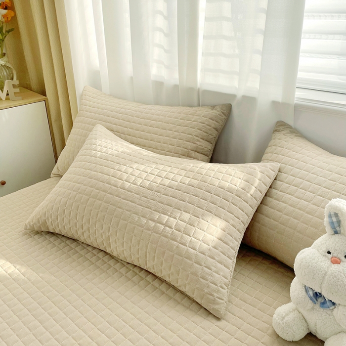 91家纺网 家纺一手货源 找家纺 忘忧草 2023新款全棉色织水洗棉床裙纯棉夹棉加厚纯色无印 格韵-卡其