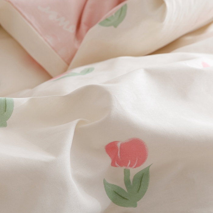 91家纺网 家纺一手货源 找家纺 沐棉家居 2023新款13372小清新全棉印花四件套 小幸运