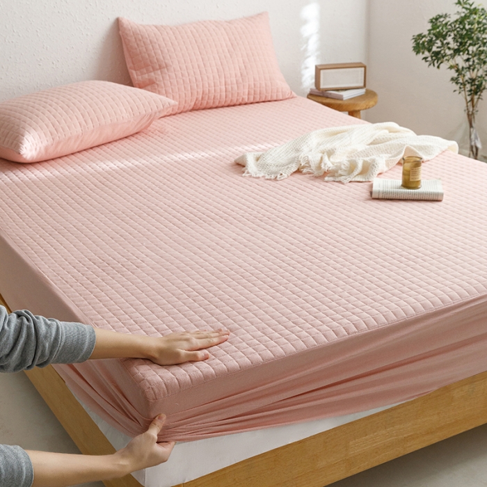 91家纺网 家纺一手货源 找家纺 忘忧草 2023新款全棉色织水洗棉夹棉床笠纯棉无印风格纯色 格韵-粉玉