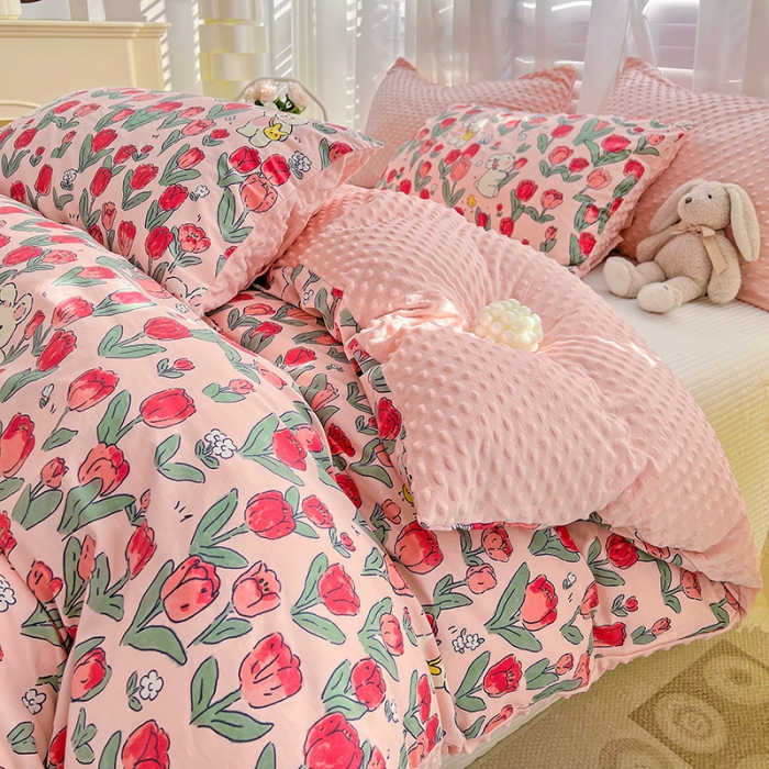 91家纺网 家纺一手货源 找家纺 （总）梦家居 2023新款全棉加安抚豆豆绒被套两件套三件套