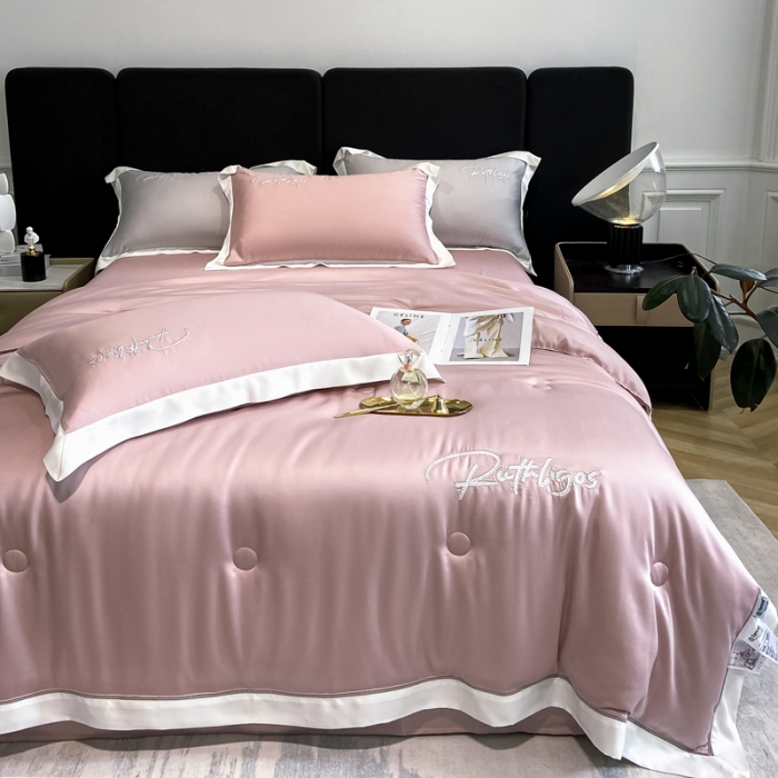 91家纺网 家纺一手货源 找家纺 2023奥汀洛100S莱赛尔天丝刺绣镂空夏被四件套-安妮