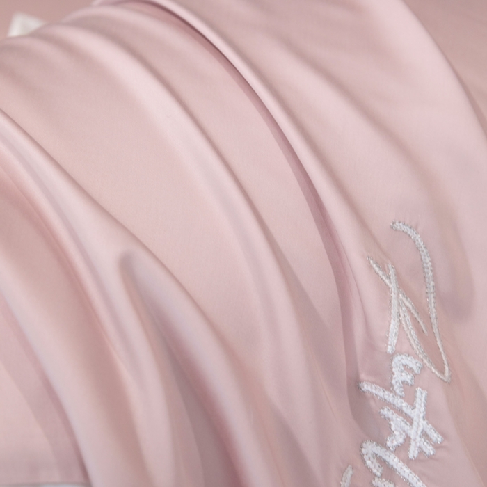 91家纺网 家纺一手货源 找家纺 2023奥汀洛100S莱赛尔天丝刺绣镂空夏被四件套-安妮