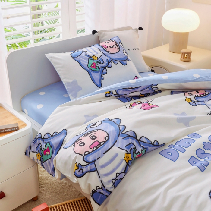 91家纺网 家纺一手货源 找家纺 鱼宝 2022新款全棉幼儿园婴童套件多件套恐龙小新新