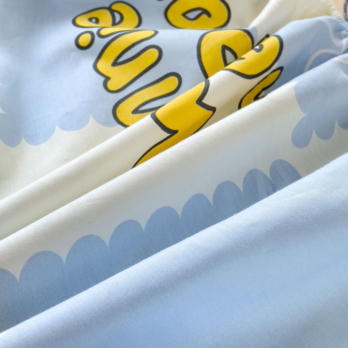 91家纺网 家纺一手货源 找家纺 金丝鸟 2023新款全棉纯棉印花系列单品床笠 蓝格维尼熊