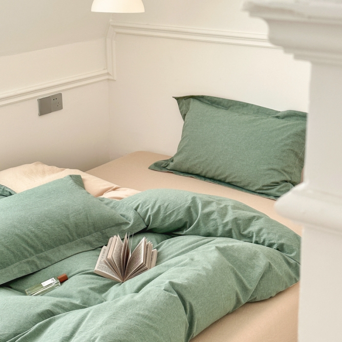 91家纺网 家纺一手货源 找家纺 嘉汀兰 2023新款全棉色织水洗棉纯色撞色款四件套 蓝莓冰沙