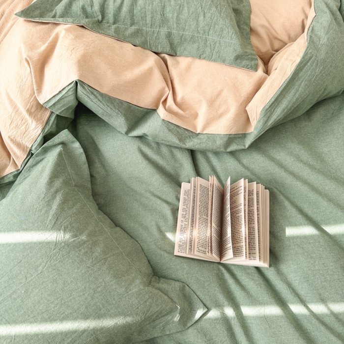 91家纺网 家纺一手货源 找家纺 嘉汀兰 2023新款全棉色织水洗棉纯色撞色款四件套 蓝莓冰沙