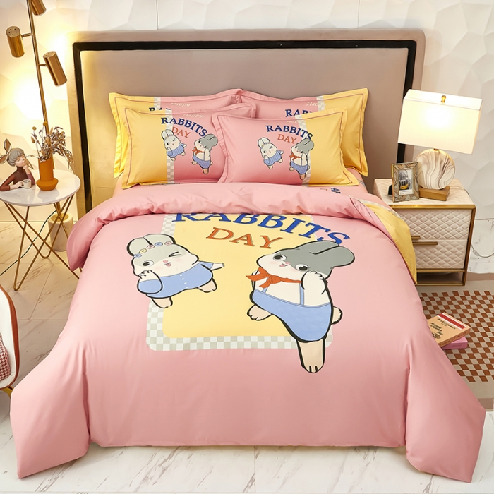 91家纺网 家纺一手货源 找家纺 雲归梦2023新款13372全棉活性大版印花简约居家四件套 波比兔粉