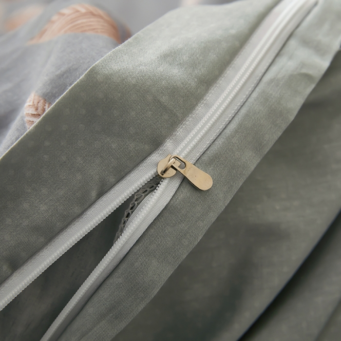 91家纺网 家纺一手货源 找家纺 雲归梦 新款13372全棉活性工艺款小版印花四件套 微光紫