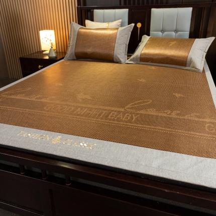 91家纺网 家纺一手货源 找家纺 莱轩席业 2023新款提花刺绣双面冰藤席 阿兰诺-棕