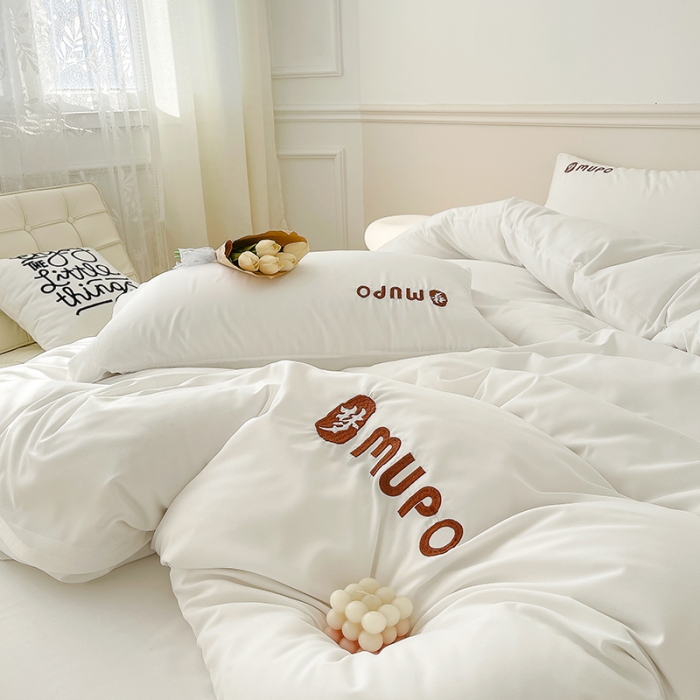 91家纺网 家纺一手货源 找家纺 曼谷 新款纯色简约刺绣四件套柔软磨毛床上用品水洗棉套件 梦-纯白