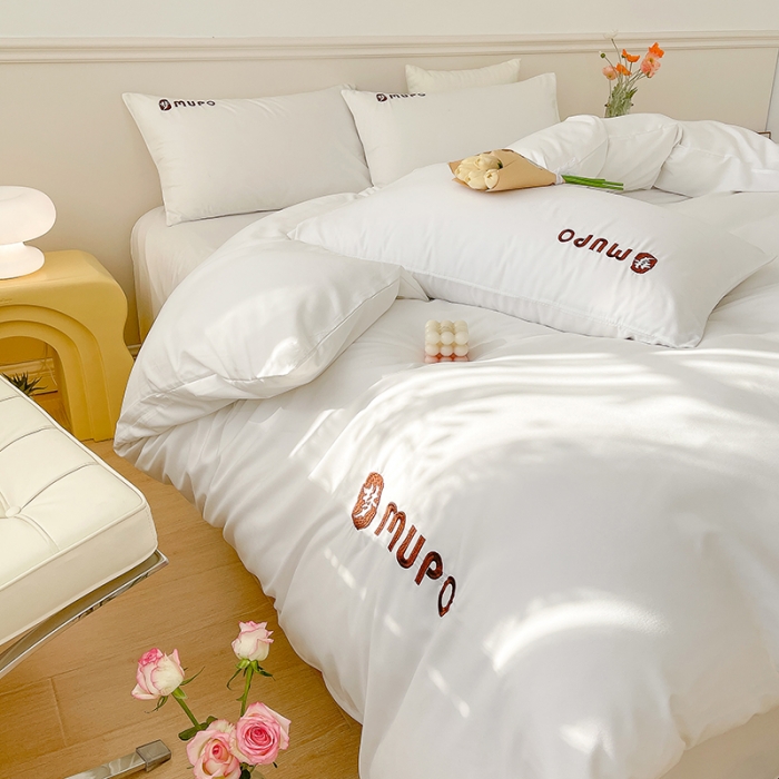 91家纺网 家纺一手货源 找家纺 曼谷 新款纯色简约刺绣四件套柔软磨毛床上用品水洗棉套件 梦-纯白