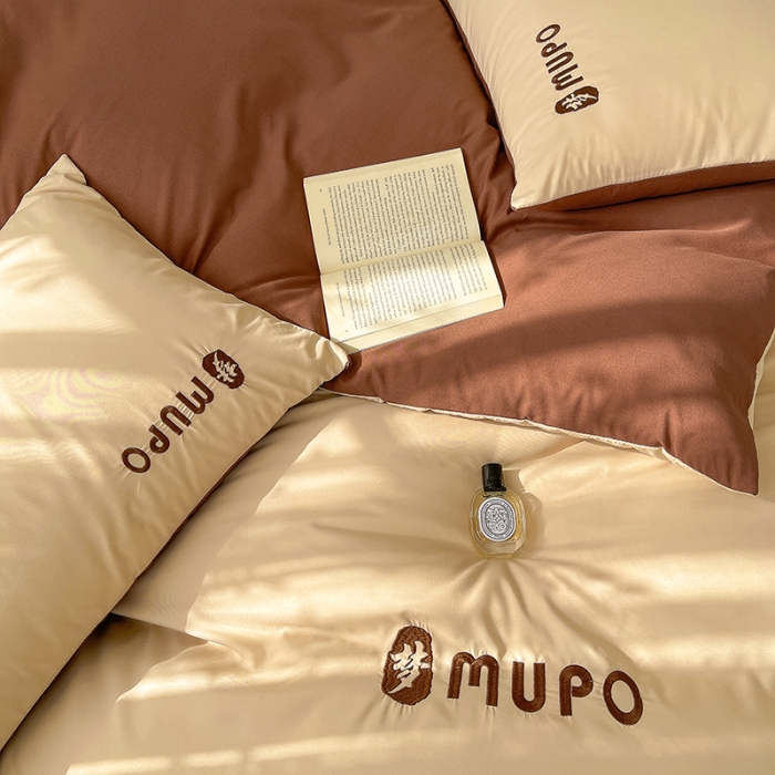 91家纺网 家纺一手货源 找家纺 曼谷 新款纯色简约刺绣四件套柔软磨毛床上用品水洗棉套件 梦-奶咖