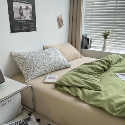 曼谷 新款亲肤棉纯色双拼北欧风碎花简约四件套 蜜瓜绿（小绿花)