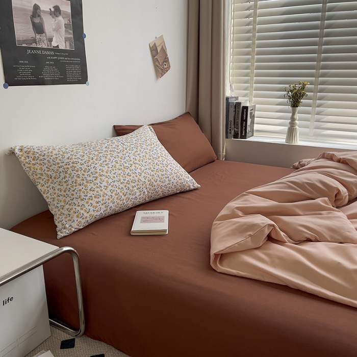 91家纺网 家纺一手货源 找家纺 曼谷 新款亲肤棉纯色双拼北欧风碎花简约四件套 蜜桃拿铁（小杏花）