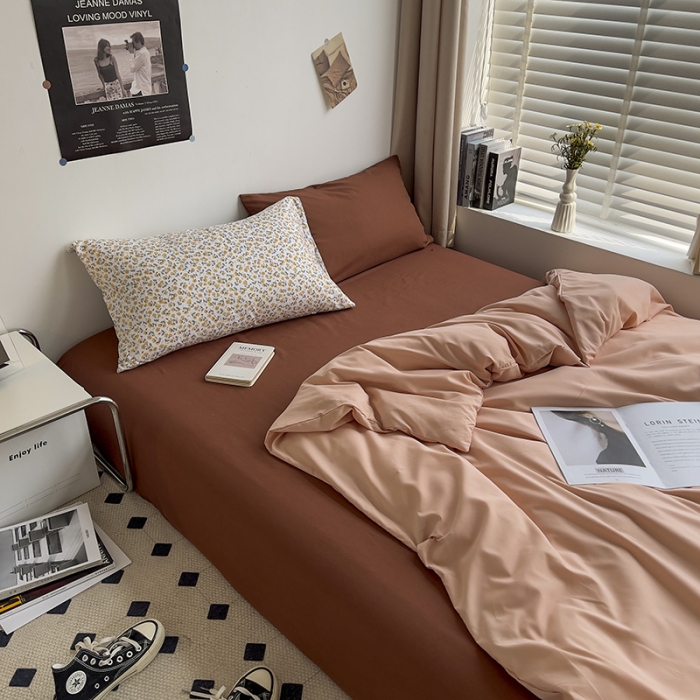 91家纺网 家纺一手货源 找家纺 曼谷 新款亲肤棉纯色双拼北欧风碎花简约四件套 蜜桃拿铁（小杏花）