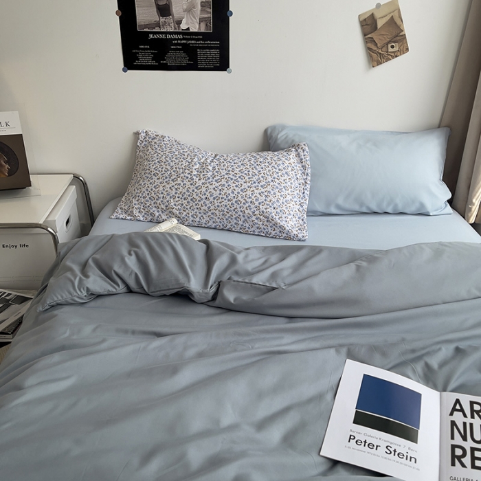 91家纺网 家纺一手货源 找家纺 曼谷 新款亲肤棉纯色双拼北欧风碎花简约四件套 雾霾蓝（小兰花）