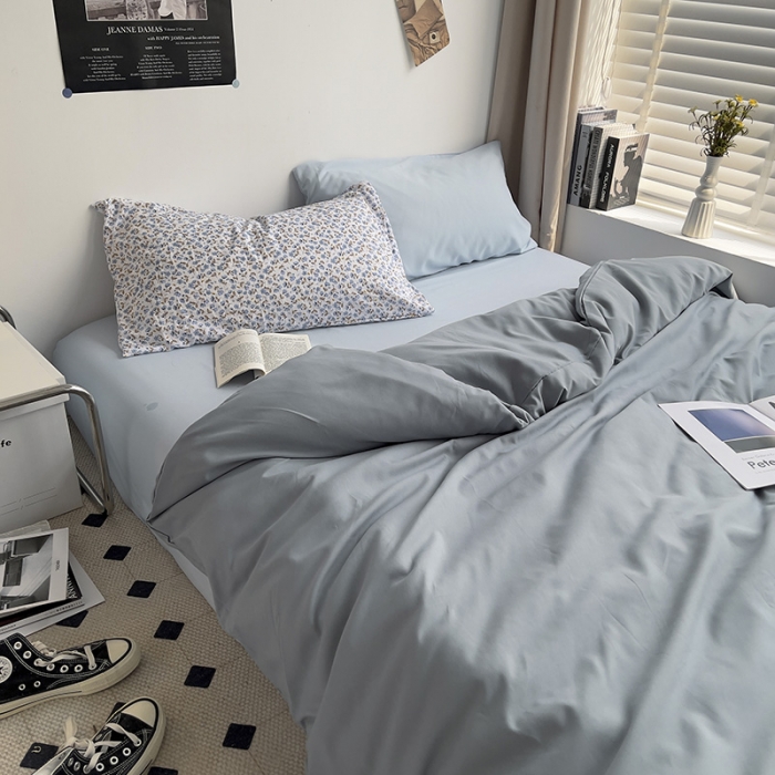 91家纺网 家纺一手货源 找家纺 曼谷 新款亲肤棉纯色双拼北欧风碎花简约四件套 雾霾蓝（小兰花）