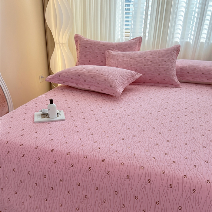 91家纺网 家纺一手货源 找家纺 （总）莎果 2024新款水洗棉纯棉大直边绗缝刺绣床盖