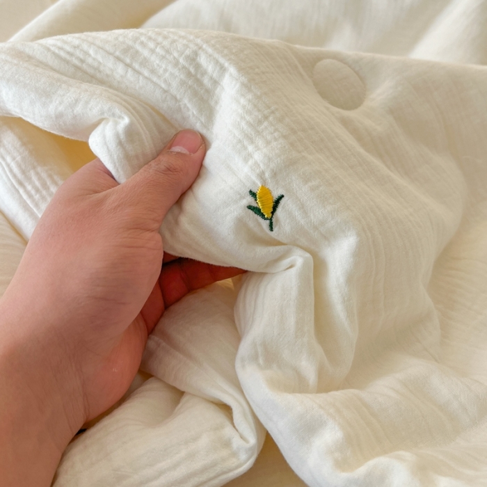 91家纺网 家纺一手货源 找家纺 木楌 2024新款双层皱皱纱刺绣款夏被 枇杷叶