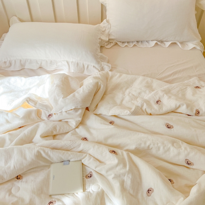 91家纺网 家纺一手货源 找家纺 木楌 2024新款双层皱皱纱刺绣款夏被 幸运熊