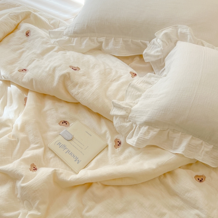 91家纺网 家纺一手货源 找家纺 木楌 2024新款双层皱皱纱刺绣款夏被 幸运熊