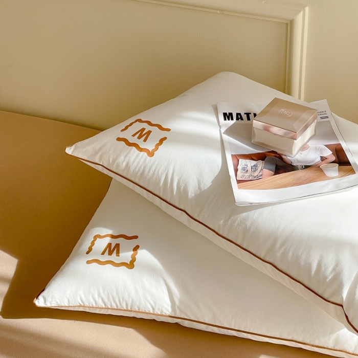 91家纺网 家纺一手货源 找家纺 伟邦 2023新款W日式酒店枕48*74