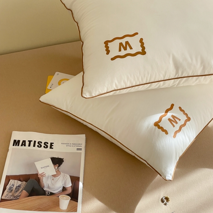 91家纺网 家纺一手货源 找家纺 伟邦 2023新款W日式酒店枕48*74