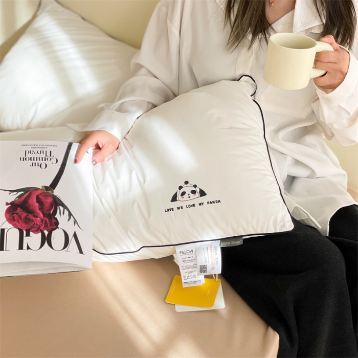 91家纺网 家纺一手货源 找家纺 伟邦 2023新款呼呼熊酒店枕48*74