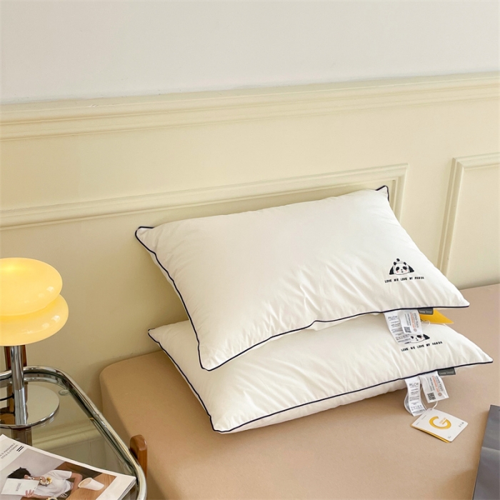 91家纺网 家纺一手货源 找家纺 伟邦 2023新款呼呼熊酒店枕48*74