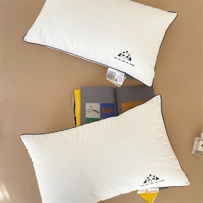 91家纺网 家纺一手货源 找家纺 伟邦 2023新款呼呼熊酒店枕48*74