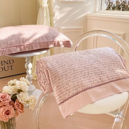 91家纺网 家纺一手货源 找家纺 匠心 2023新款莫代尔法式镂空夏被三件套 简画-粉