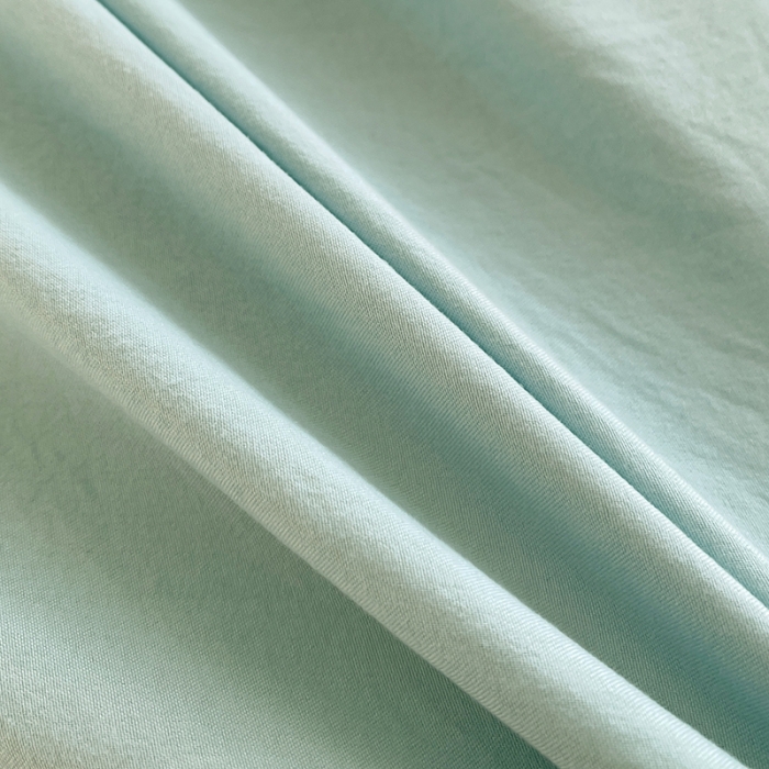 91家纺网 家纺一手货源 找家纺 泉欣家纺2024新款小精灵系列加厚水洗亲肤棉毛巾绣四件套小精灵浅绿