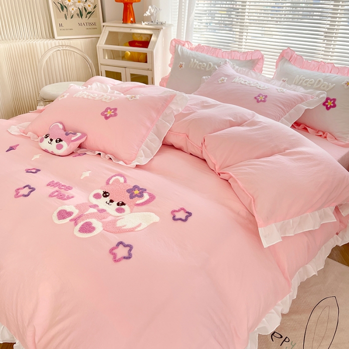 91家纺网 家纺一手货源 找家纺 （总）泉欣家纺 2024新款小精灵系列加厚水洗亲肤棉毛巾绣四件套