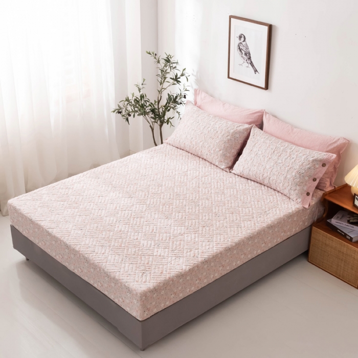 91家纺网 家纺一手货源 找家纺 优乐家纺 2023新款全棉印花绗绣单床笠 花语