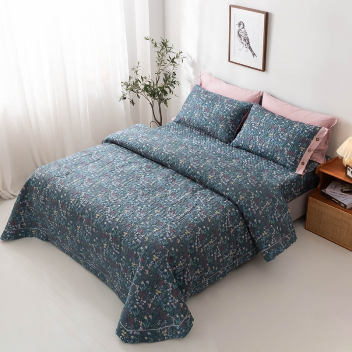 91家纺网 家纺一手货源 找家纺 优乐家纺 2023新款全棉印花绗绣单床盖 向阳花开