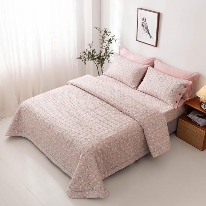 91家纺网 家纺一手货源 找家纺 优乐家纺 2023新款全棉印花绗绣单床盖 花语