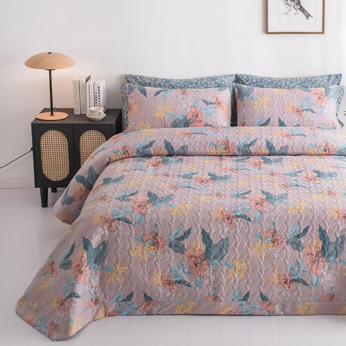 91家纺网 家纺一手货源 找家纺 优乐家纺 2023新款全棉印花绗绣单床盖 如沐春风