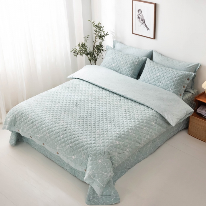 91家纺网 家纺一手货源 找家纺 优乐家纺 2023新款全棉印花绗绣单被套 淑女格