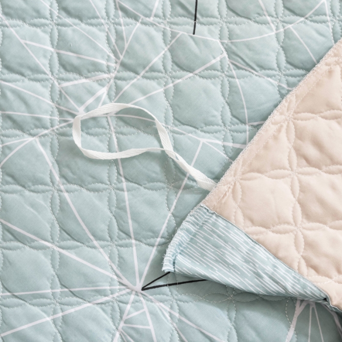 91家纺网 家纺一手货源 找家纺 优乐家纺 2023新款全棉印花绗绣单被套 淑女格